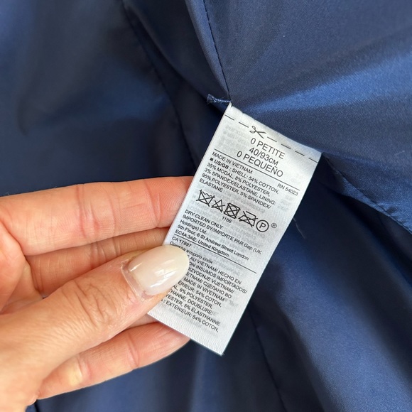 Banana Republic Navy Velvet blazer - size 0 - Picture 6 of 6